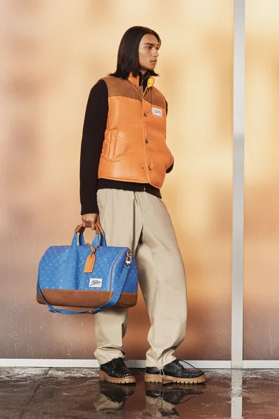Look 3